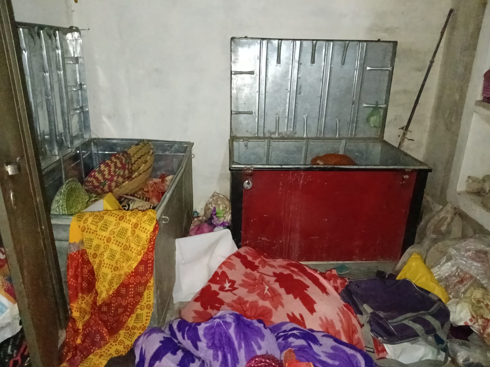Theft Incident In Nasirabad