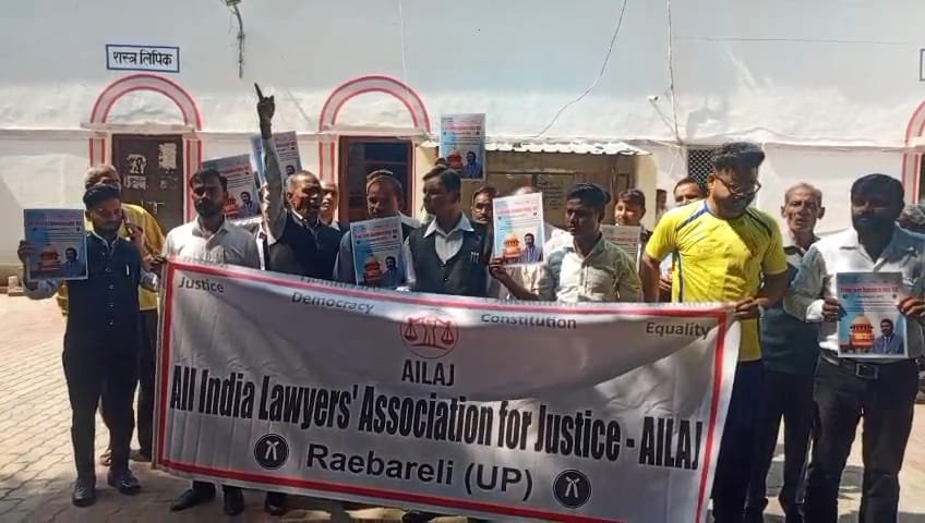 Lawyers Anger Erupts in Raebareli