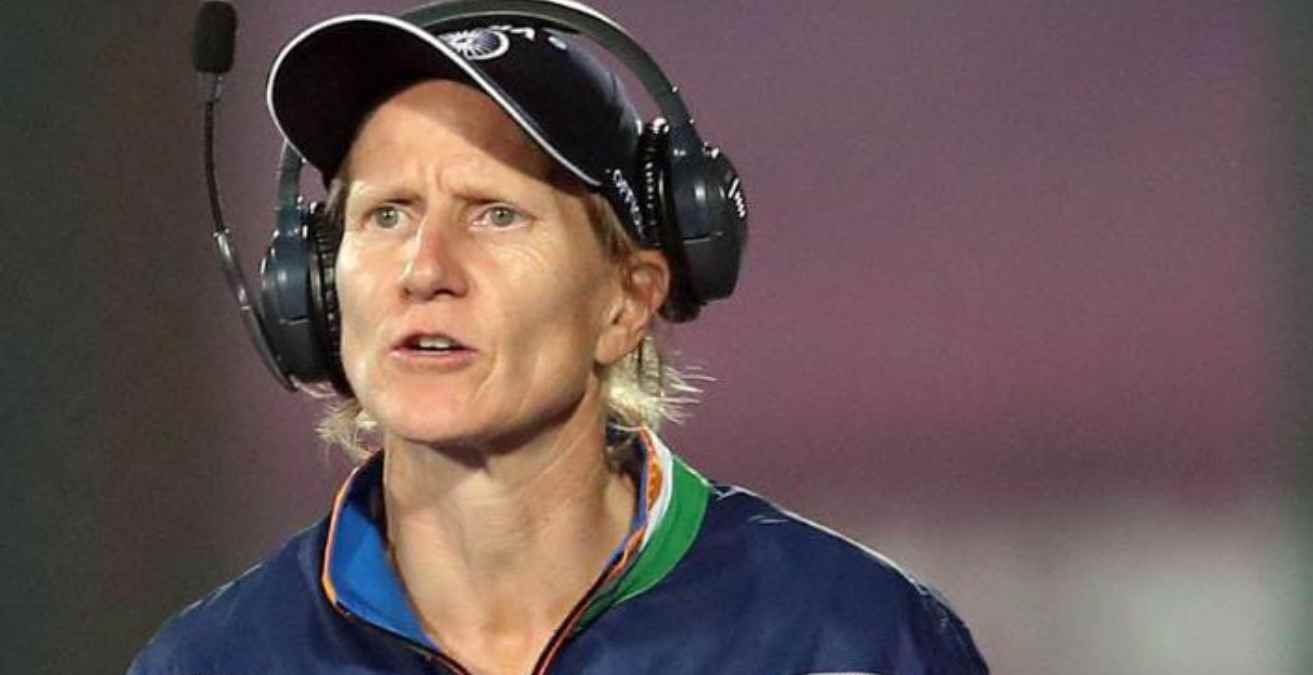 Indian Women Hockey Coach Resigns