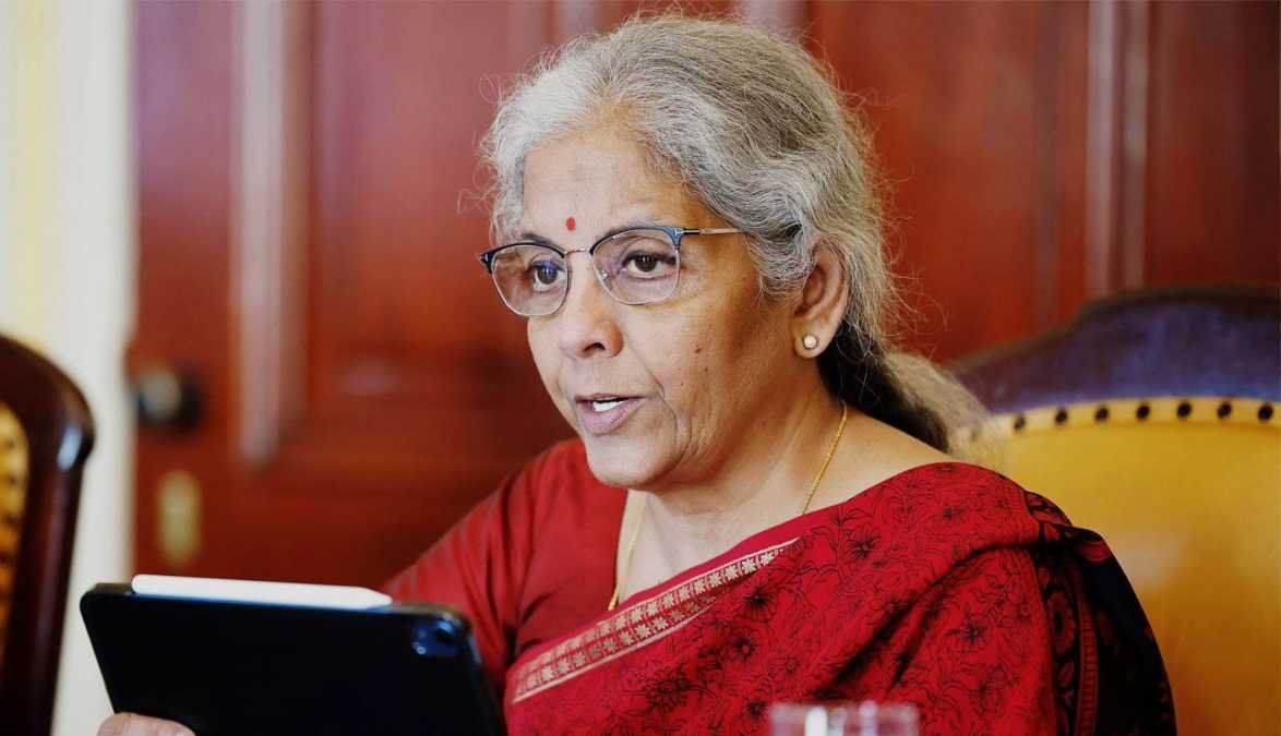 मिडिल ईस्ट संकट के बीच पेट्रोल-डीजल कीमतों पर बड़ा बयान: निर्मला सीतारमण ने कहा “3F पर फोकस जरूरी” 1 मिडिल ईस्ट