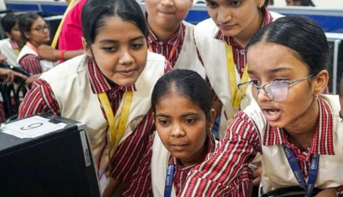 CBSE 12वीं रिजल्ट के बाद छात्रों में बढ़ी नाराजगी, ऑनस्क्रीन मार्किंग पर उठे कई सवाल 1 CBSE