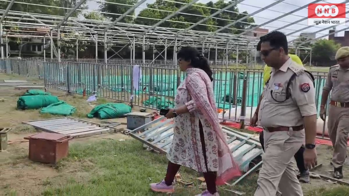CM Yogi Raebareli Visit: फिरोज गांधी डिग्री कॉलेज में सीएम के आगमन से परिसर में पंडाल की तैयारियों का डीएम-एसपी ने लिया जायजा 1 CM Yogi Raebareli Visit