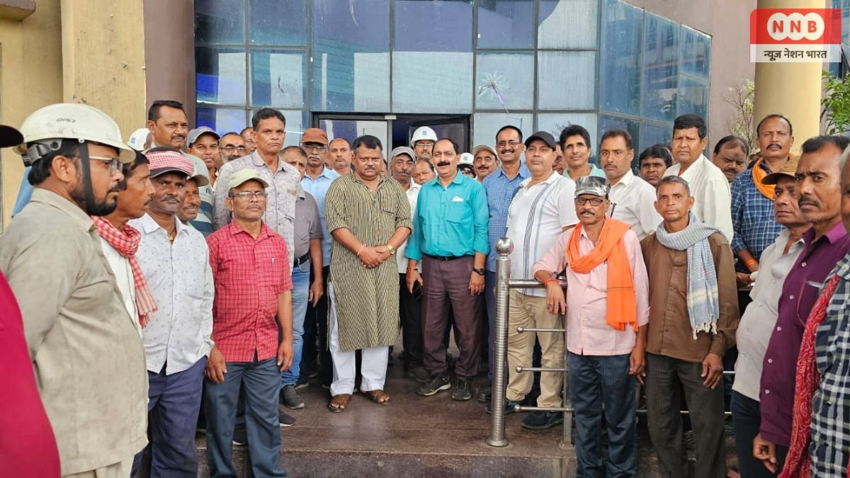 Bokaro Thermal में नौ सूत्री मांगों को लेकर सप्लाई मजदूरों का धरना, प्रबंधन से वार्ता के बाद आंदोलन स्थगित 1 Bokaro Thermal