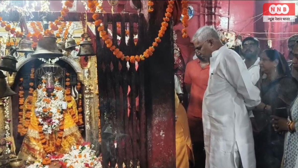 Maa Ahorva Bhavani के दरबार में पहुंचे राज्य मंत्री Raja Mayankeshwar Sharan Singh, टेका माथा 1 Maa Ahorva Bhavani