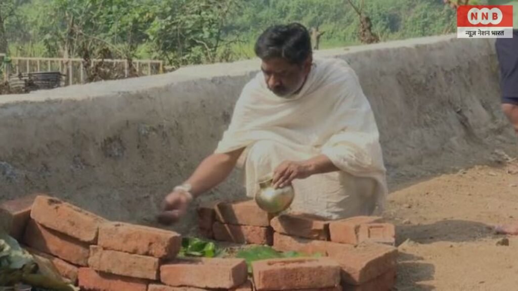 Ramgarh News: मां रूपी सोरेन के श्राद्धकर्म में हेमंत सोरेन ने निभाईं पारंपरिक रस्में 2 News Nation Bharat 2 24