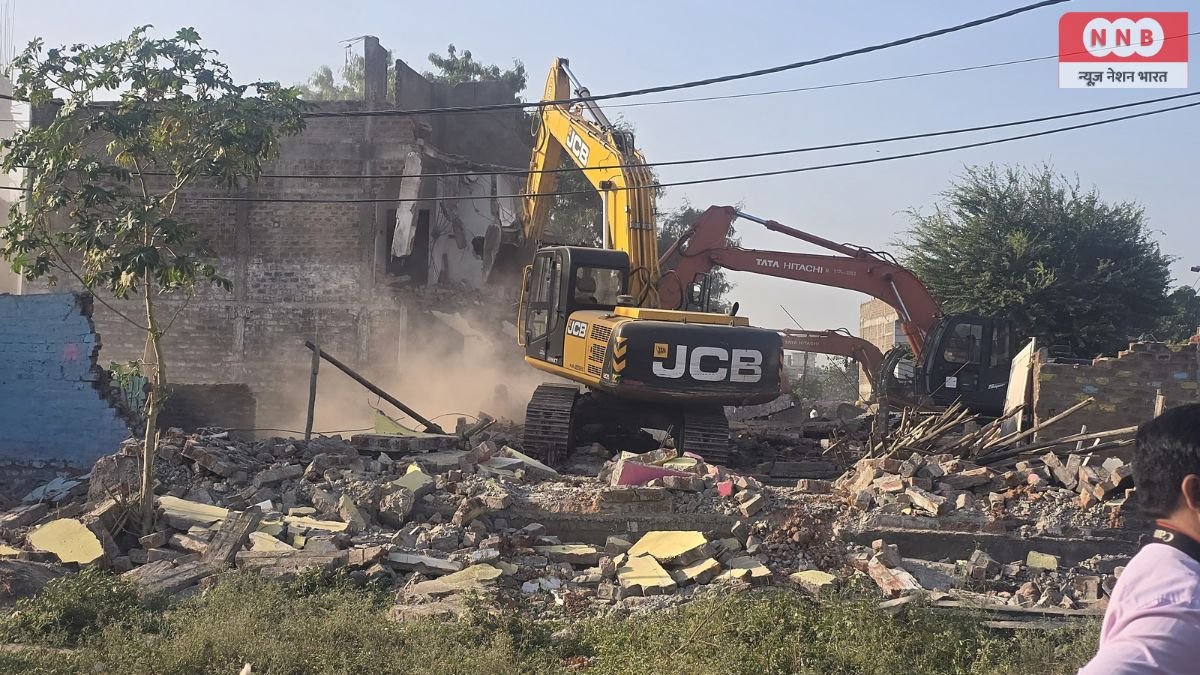 Indore News: RE-2 रोड के रास्ते से हटाए जा रहे 130 मकान, 90 करोड़ रुपये आंकी गई कीमत; प्रभावित परिवारों को मिले फ्लैट 1 Indore