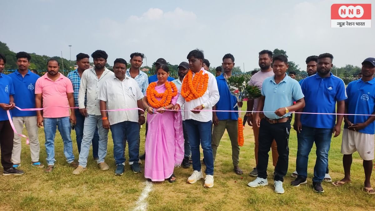 Bokaro News: खेलों से निखरता है युवाओं का व्यक्तित्व, टीटीपीएस मैदान में दशहरा फुटबॉल टूर्नामेंट शुरू 1 Bokaro
